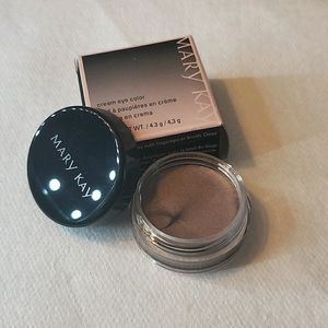 Cream Eye Shadow Mary Kay